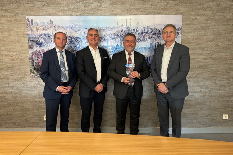 Form & Dunham-Bush iş birliği