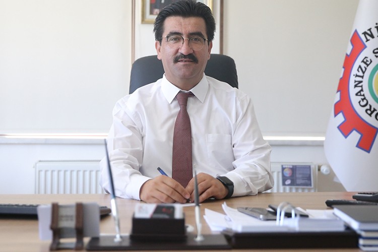 Niğde OSB'de atık su çamurundan doğal gübre üretiliyor