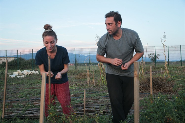 Düğün takılarıyla hobi bahçesi alan çift atölye kurdu