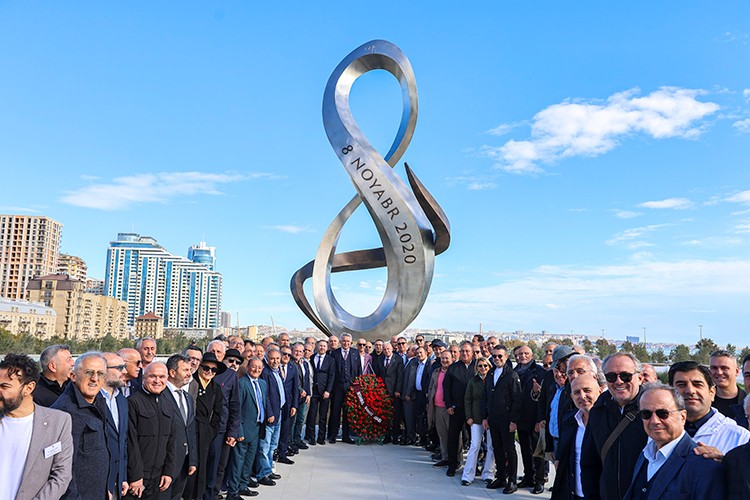 İSO, Azerbaycan'da sanayi işbirliğini güçlendiriyor