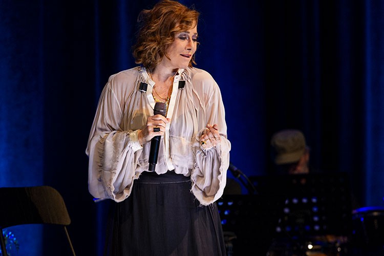 ENKA Sanat 'da Zuhal Olcay ile Sezon Finali