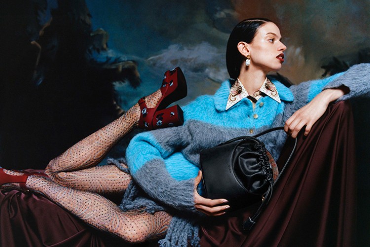 Etro'nun yeni çantası Saturno