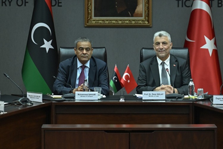 Bakan Bolat, Libya Ulaştırma Bakanı Şehubi ile görüştü: