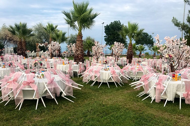 Kamu tesislerindeki hizmet bedelleri belirlendi