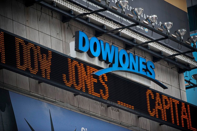 Wall Street düşüşle açıldı