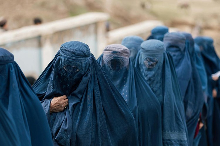 Afganistan'da kölelik yasallaştı