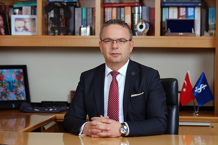 İş Bankası'ndan zirai don olayından etkilenen çiftçilere destek