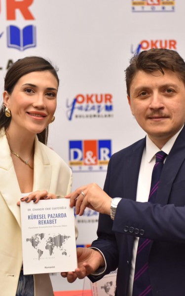 Küresel Pazarda Rekabet'e imza gününde yoğun ilgi