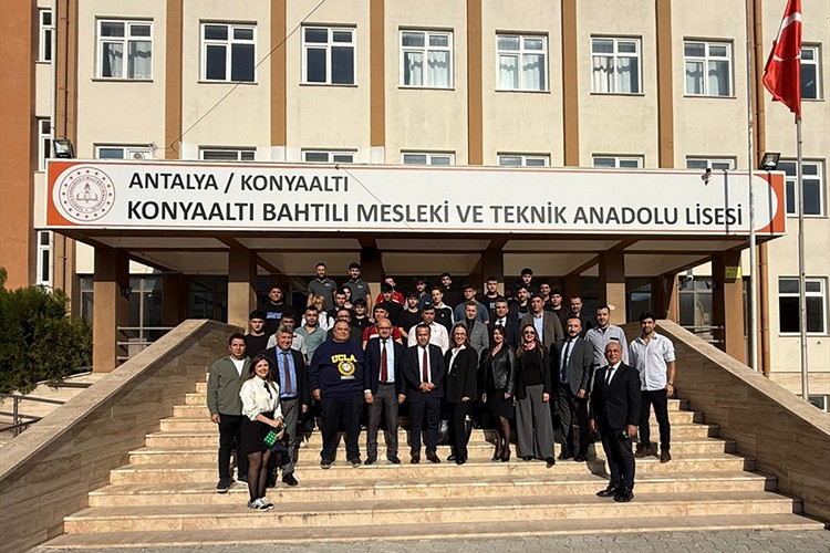 Baymak'tan meslek liselerine "uygulamalı eğitim" desteği