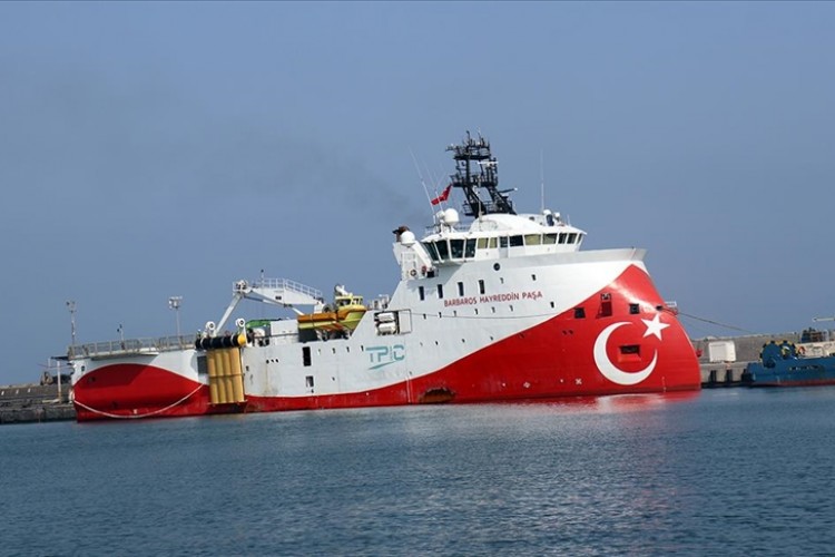 Türkiye'nin enerji filosuna 7'nci gemi katılıyor
