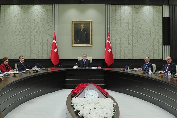 Kabine toplanıyor: KYK borcu faizleri silinecek mi?