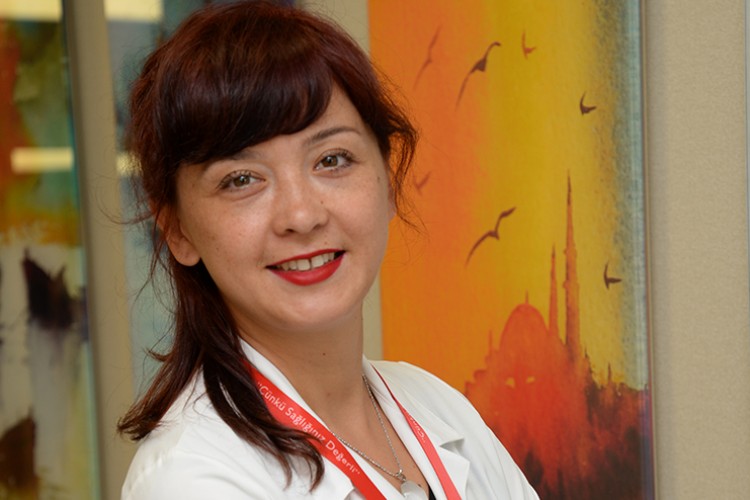 Yürürken Kolları Sallamamak Parkinson Belirtisi Olabilir