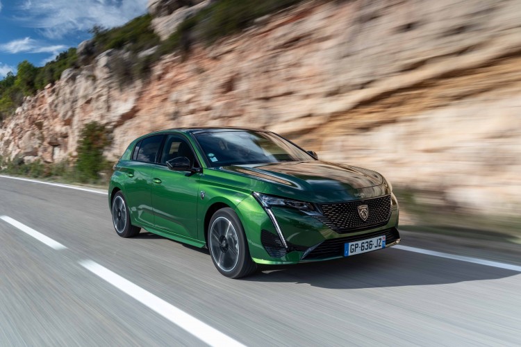 PEUGEOT YENİ YILDA DA GÖZ ALICI FIRSATLAR SUNMAYA DEVAM EDİYOR!