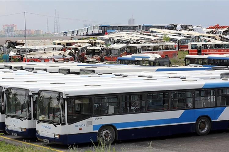 Otobüs, minibüs ve midibüs ihracatından 2,3 milyar doları aşkın gelir
