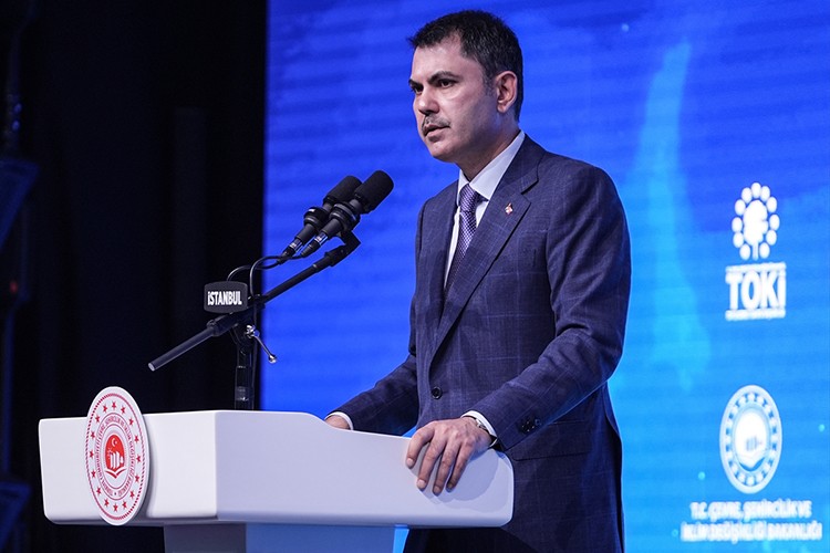 "Evine girmeyen tek bir depremzede kardeşimizi bırakmayacağız"