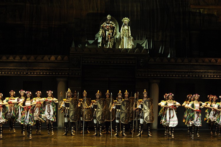 Troya Amerika yolcusu