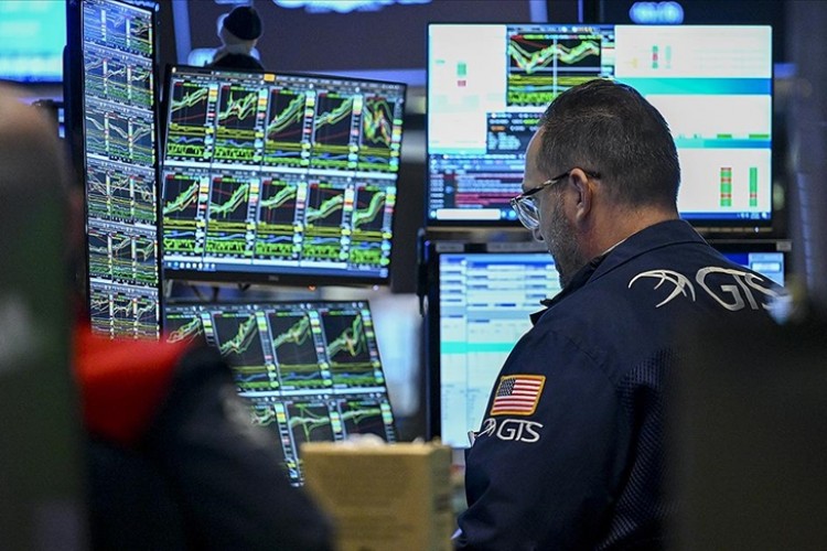 Küresel piyasalarda gözler yoğun veri gündemine çevrildi