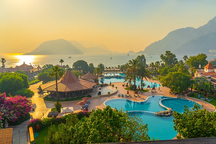 Martı Resort Marmaris'in en iyi lüks sahil oteli seçildi