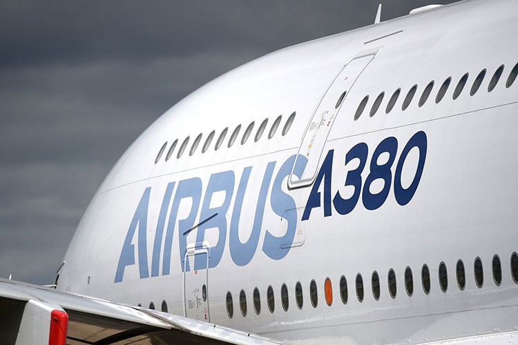 15 bin kişişi işten çıkaracak