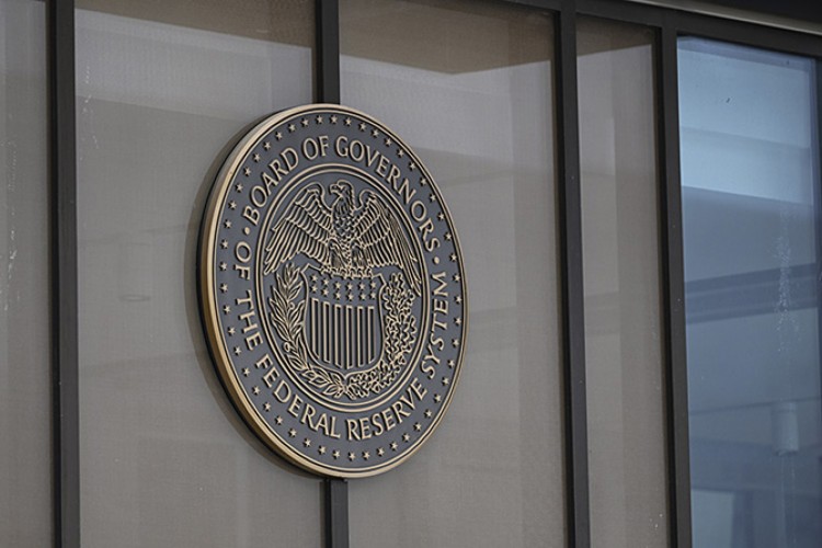 Fed faiz oranını sabit tuttu