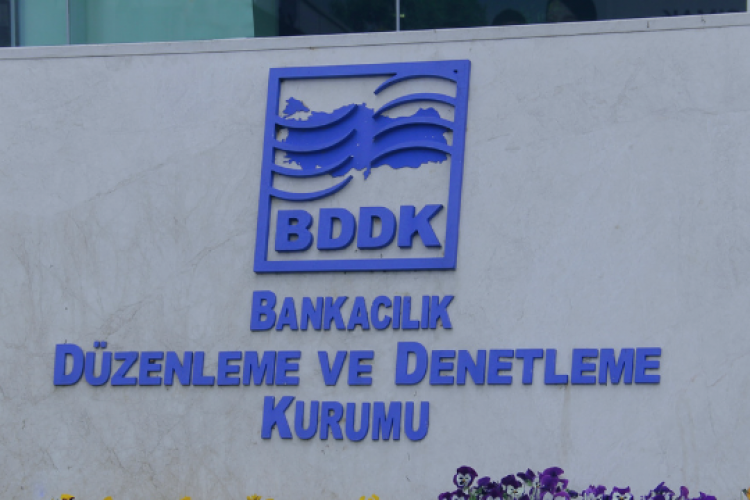 Bankaların kredi hacmi 11 trilyon 107 milyar 239 milyon lira oldu