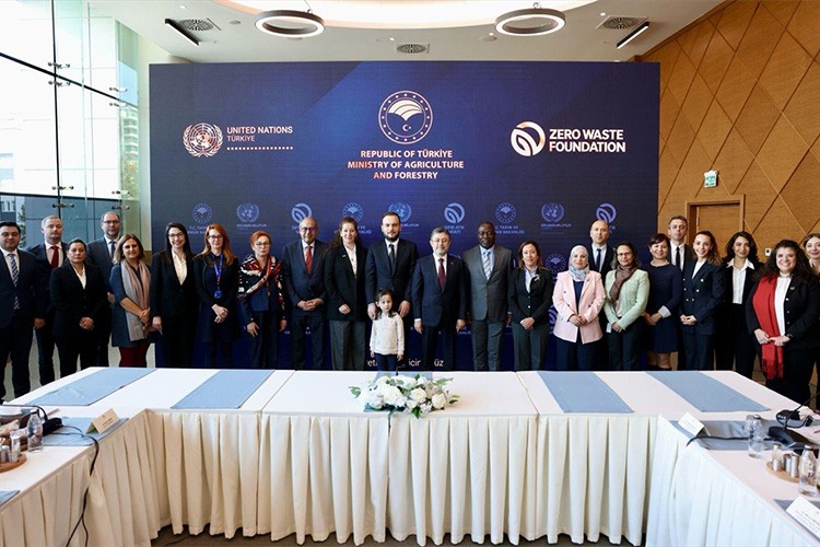 Bakan Yumaklı, BM Türkiye ve Sıfır Atık Vakfı yöneticileriyle bir araya geldi: