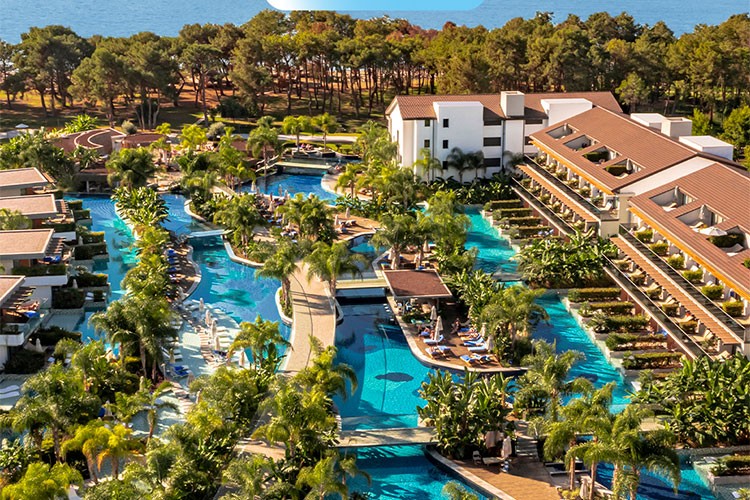 TUI'den Akra Hotels'e ödüller