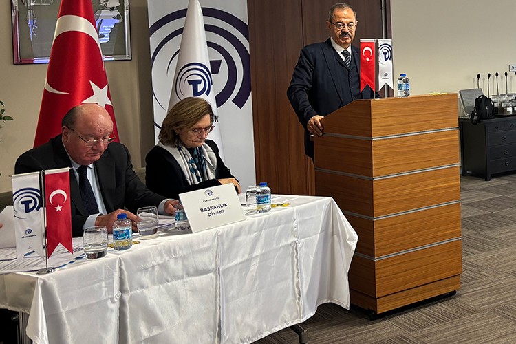 "Sektörümüz güçlü ve dengeli büyümesini sürdürüyor"