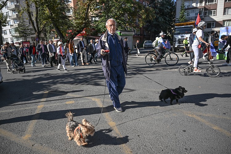 Ankara'da "Herkes İçin Ulaşım" yürüyüşü yapıldı