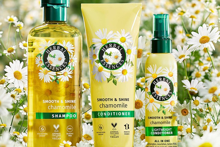 Yüzde 100'e Kadar Daha Parlak & Pürüzsüz Saçlar