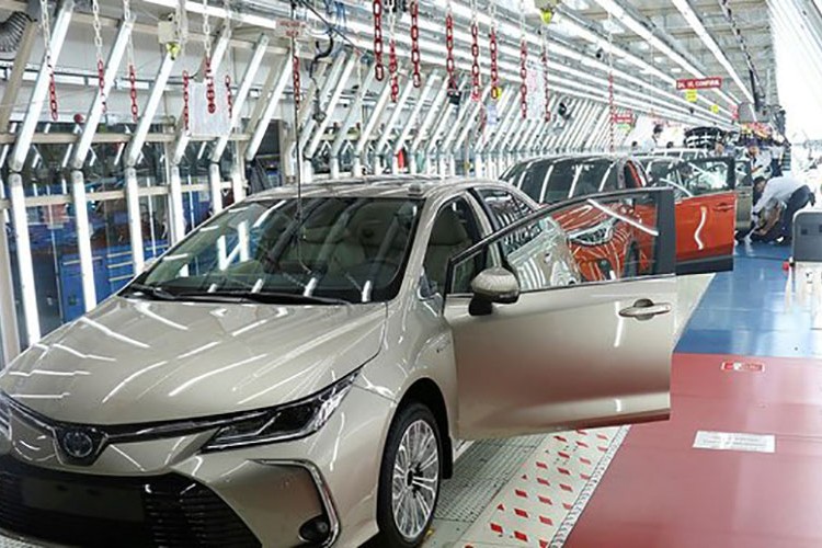 Toyota 4 tesisinde üretimi geçici olarak durduruyor