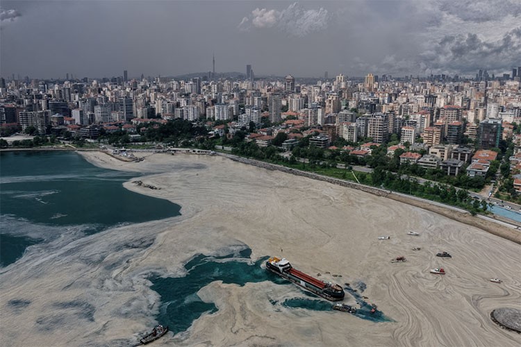 Müsilaja Karşı Korumanın Yolu Atıksu Arıtımından Geçiyor