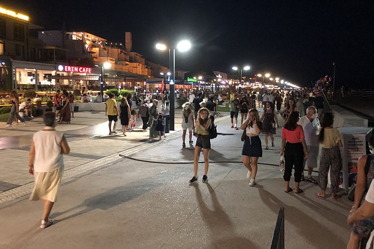 Edremit Körfezi bayramda doldu taştı