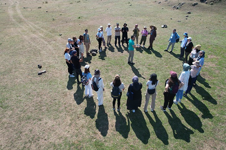 Yaylacıların yaşamı yerinde araştırılıyor
