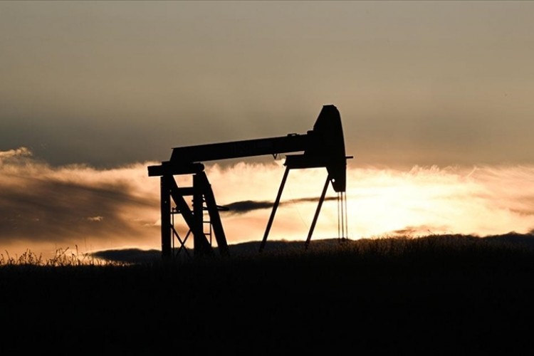 Brent petrolün varil fiyatı 82,45 dolar