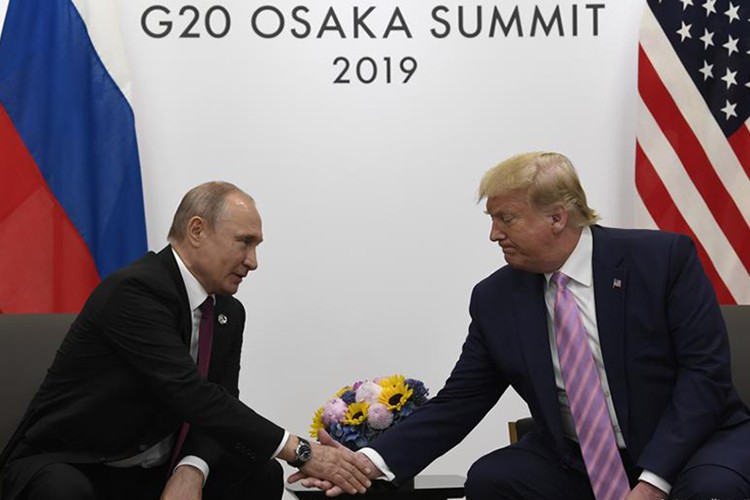 Trump'tan Putin'e füze mektubu