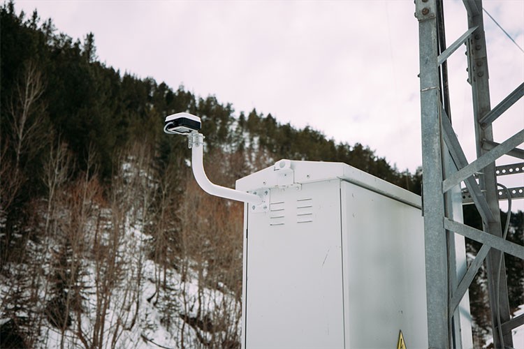 Elektrik sayaçları uydudan okunacak