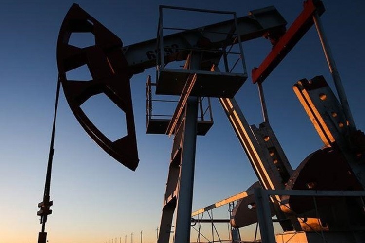 Brent petrolün varil fiyatı 83,40 dolar