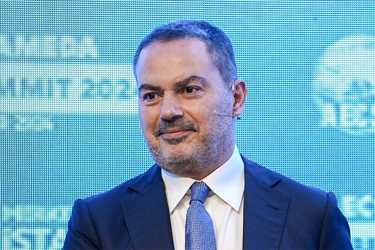 Türkiye'yi bölgesel saklama merkezi yapmayı hedefliyor