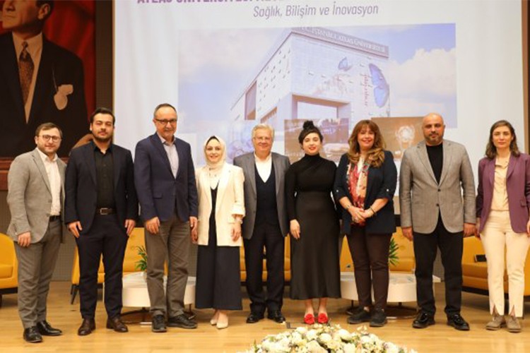 Sağlık, bilişim ve inovasyon temalı öğrenci kongresi düzenlendi