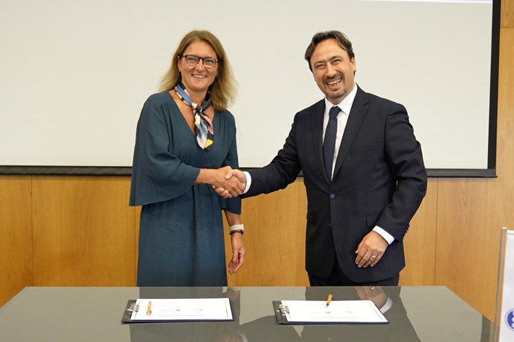 Şehirler arası hidrojenli otobüsü 2024'te banttan indirecek