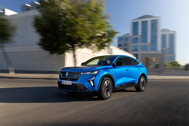 Yeni Renault Rafale Türkiye pazarına girdi