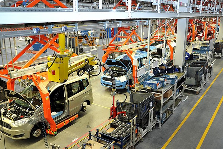 Ford Otosan'da üretilen araçlar İstanbul'a deniz yoluyla gidecek