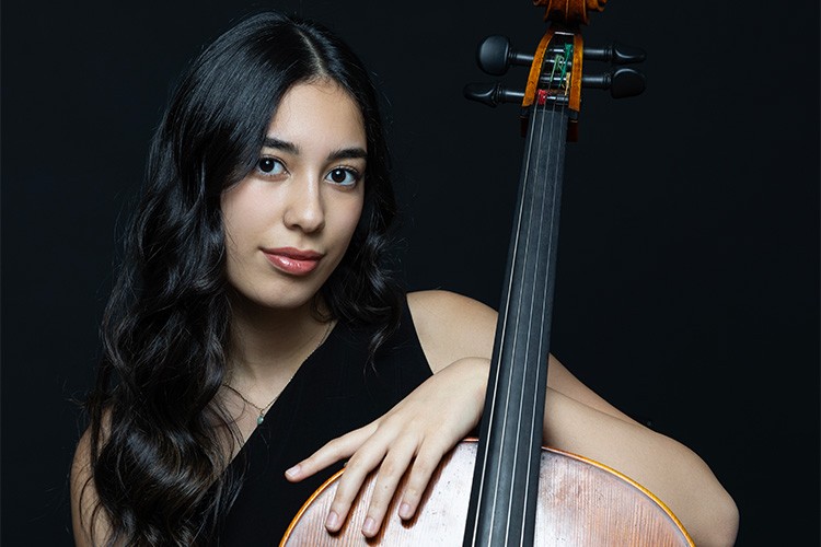 Geleceğin Solistleri ile İş Sanat'ta Buluşuyoruz