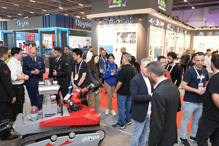 Türkiye'nin en stratejik iki fuarı aynı anda başlıyor