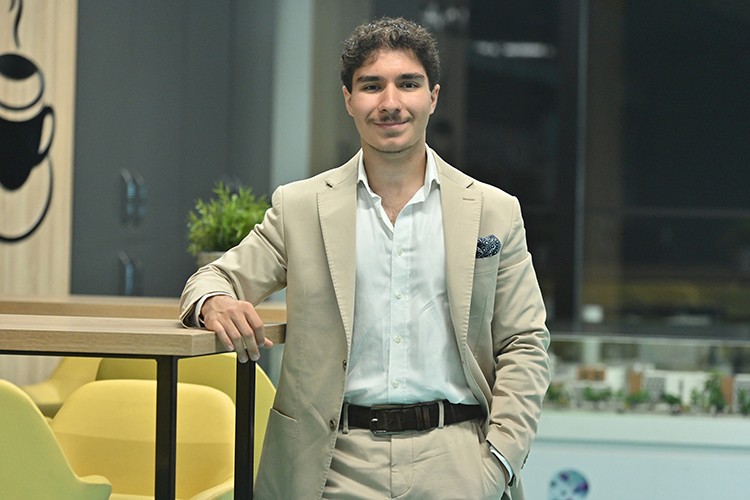 Çöpe giden kağıt bardakları yeni teknolojiyle kurtardı