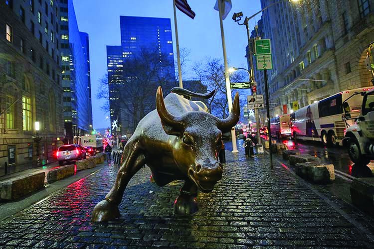 Wall Street ekside açıldı