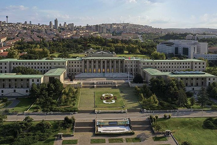 Ekonomiyi içeren torba yasa komisyondan geçti