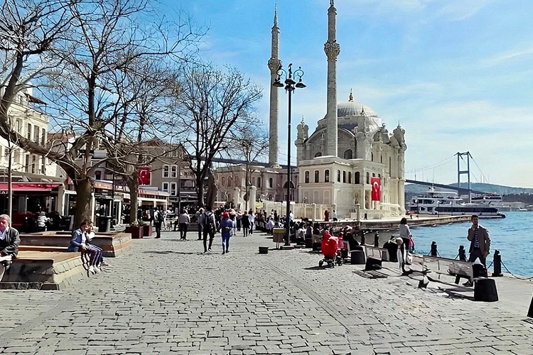 İstanbul'un kalbindeki esnaf zor durumda