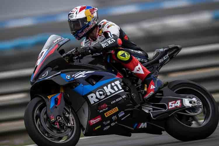 Toprak Razgatlıoğlu İtalya'da Zirvede